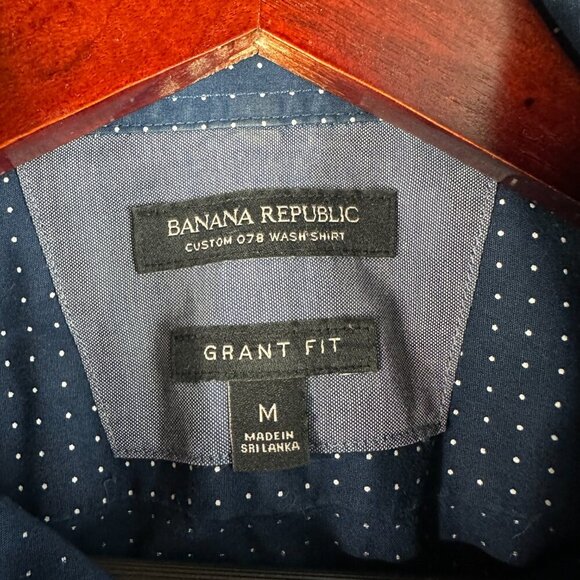 Banana Republic Shirt Mens Medium Grant Fit Custom Wash Blue White Polka Dot - Picture 5 of 8